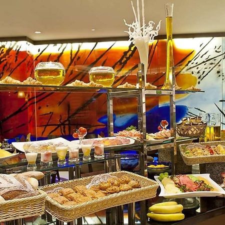 Gulf Hotel Bahrain Манама Екстериор снимка